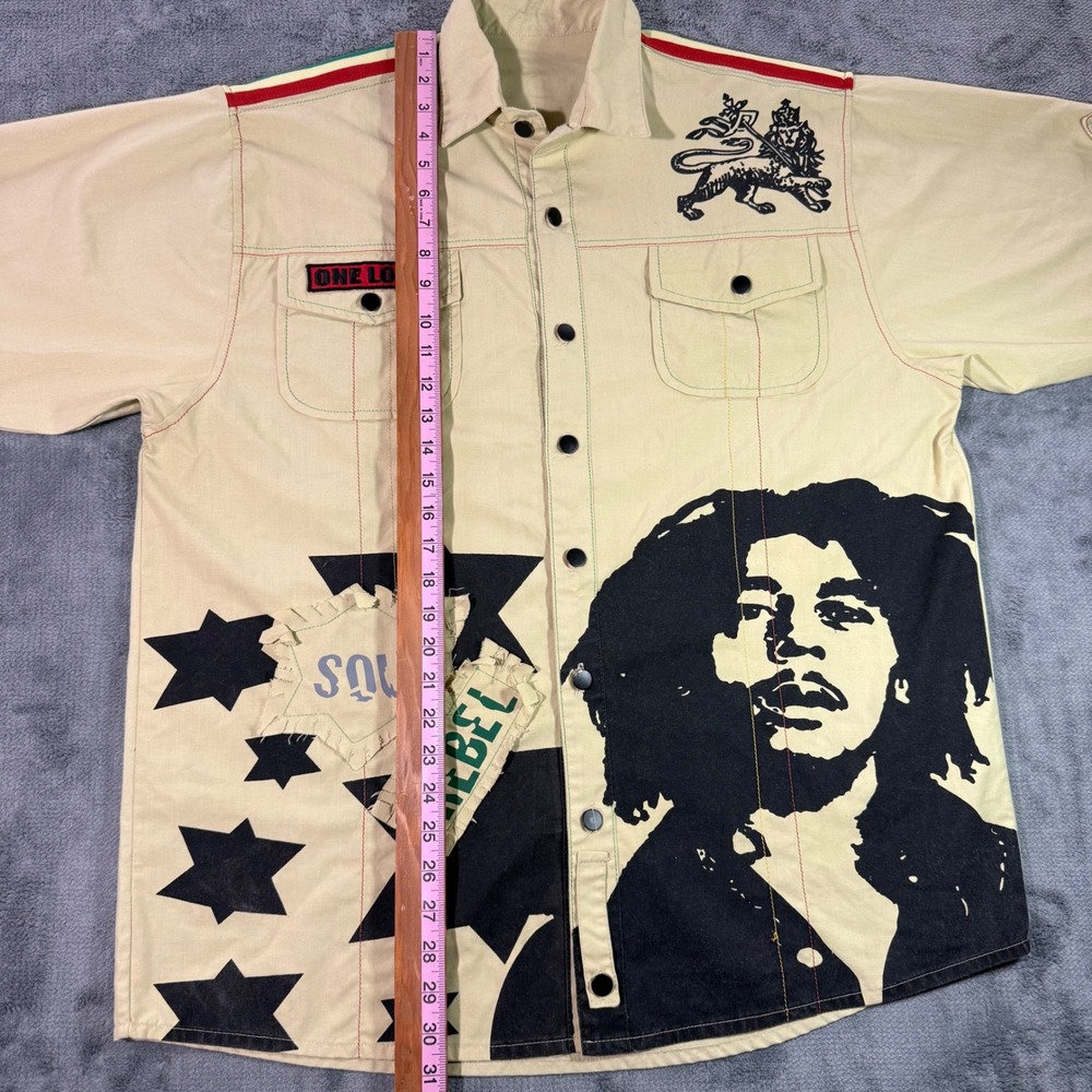 One Love Bob Marley Soul Rebel Graphic Button Up Shirt Tan Rasta Lion Mens - Picture 4 of 7